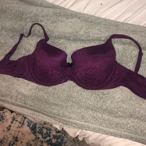 Victoria’s Secret body by Victoria lined Demi bra